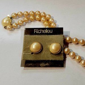 Vintage 1940s Richelieu Faux Pearl Earringd Free Necklace